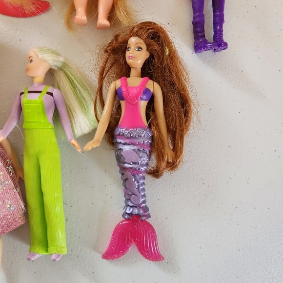 Lot of Toys Barbie McDonalds Sister Mermaid Dolls - Picture 5 of 8